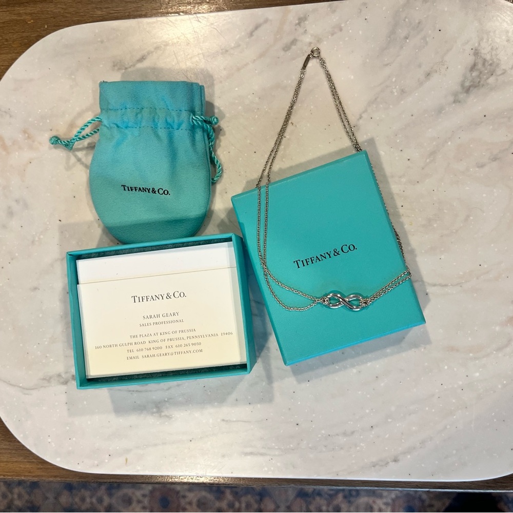 Tiffany & Co. Silver Infinity Pendant Necklace 16”